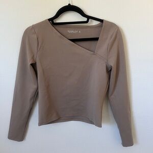 Like new body con blouse Abercrombie